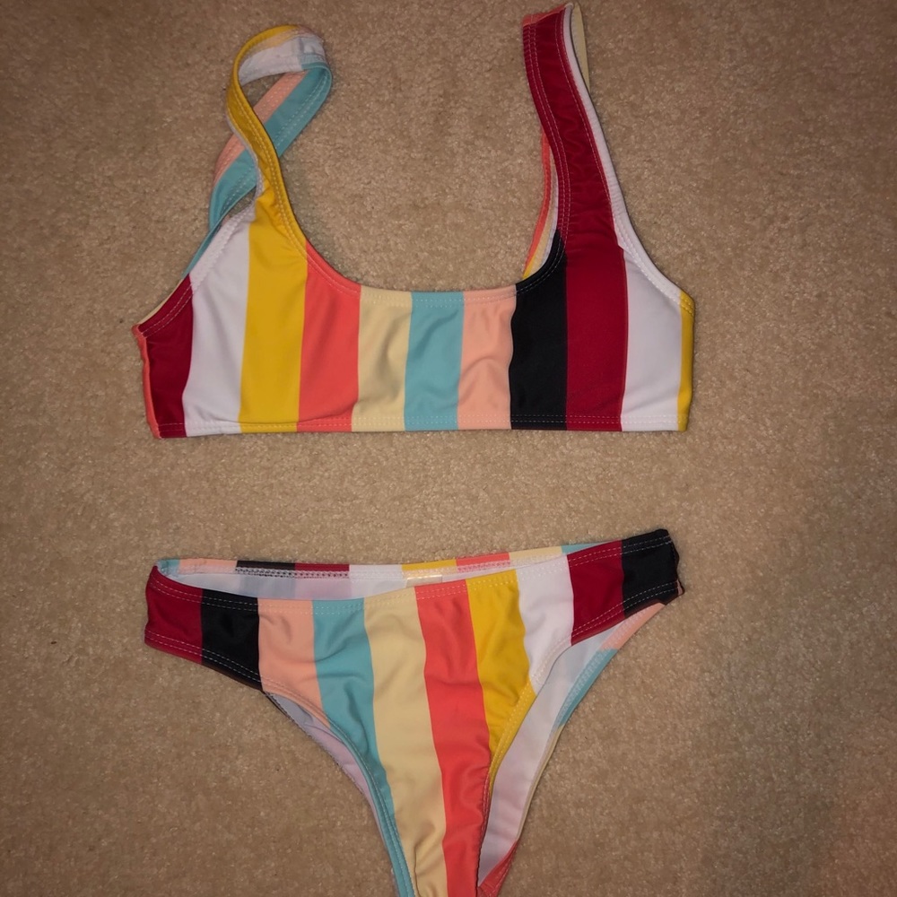 Stripe bold swim suit